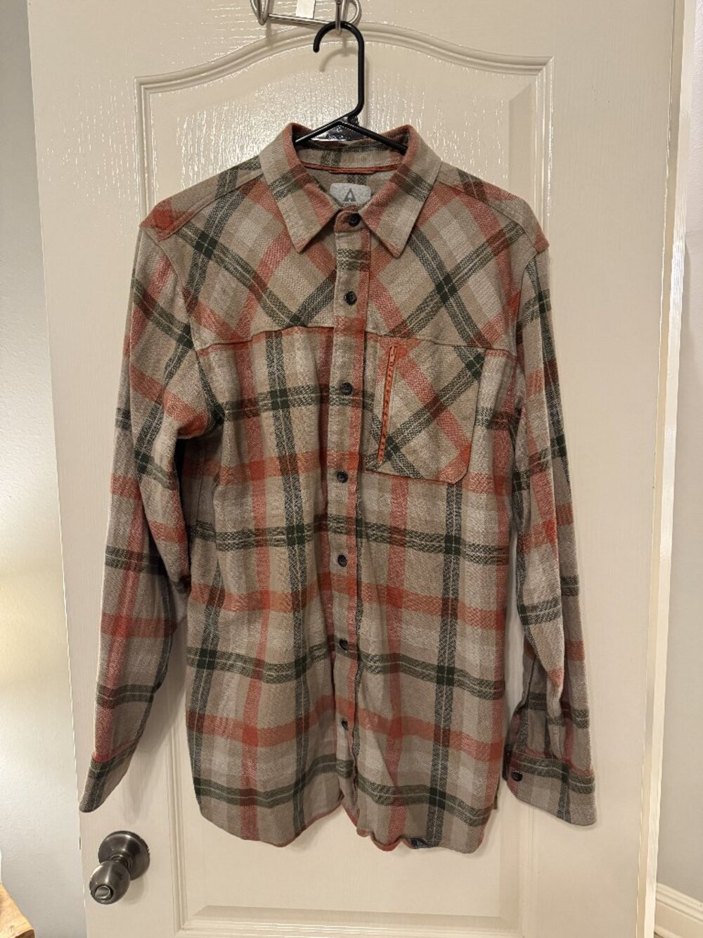 Ascend Plaid Button‑Down Shirt (Size M)